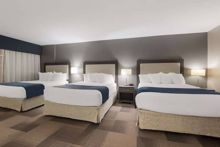 Room 15 of 38